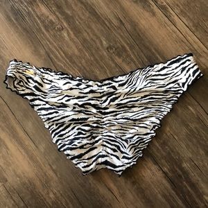 Victoria’s Secret The Ruffle Cheeky Zebra M